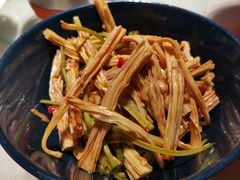 -味上湘菜馆(岳麓山店)