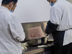 -黄阿姨锅贴大王(万航渡路店)