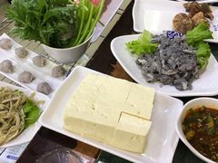 -楼外楼大刀肉传统火锅居(繁荣路店)