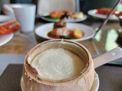 椰汁炖雪燕-安蒂娅·海鲜自助餐厅(安蒂娅美兰酒店)