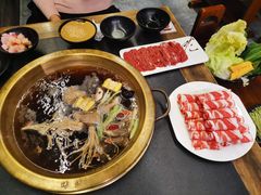 -沸炉重庆老火锅(军事博物馆店)