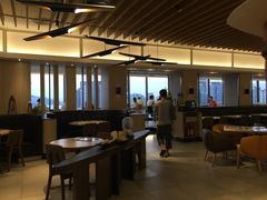 大堂-必胜客(海滨店)