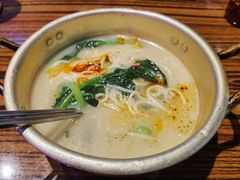 -蚝堡海鲜·威海菜·海肠捞饭·烧烤·亚洲吃蚝公司(幸福门店)