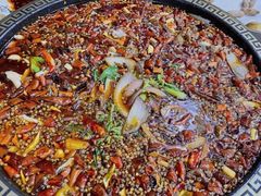 -烧哥美蛙肥肠鱼火锅·十五年社区店