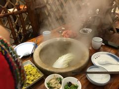 -滇香肴·云南菜蒸汽石锅鱼(云南北路店)