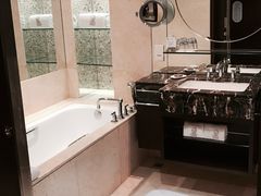 -上海波特曼丽思卡尔顿酒店