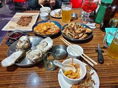 -蚝堡海鲜·威海菜·海肠捞饭·烧烤·亚洲吃蚝公司(幸福门店)