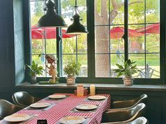 -自然食集西餐厅(泰晤士小镇店)