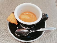 意式浓缩咖啡-PAUL LAFAYET 法式甜品(港汇广场店)