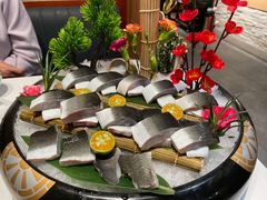 烤活鳗鱼-红沃鳗鱼黑牛烤肉店(不老街店)