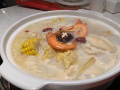 -三人行骨头王火锅(长寿店)