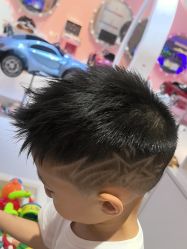 -星咔萌StarCamo儿童剪发(芳圆里IDMALL品牌形象店)