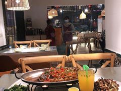 -鲜榨果汁·啤酒鱼(环岛河店)