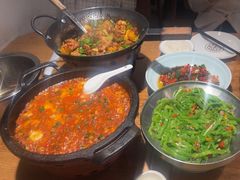 -聚鑫朋酸菜肥肠(九龙仓店)