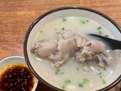 老妈蹄花-谭师爷龙抄手(白下路店)