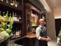 -DM Distiller & Mixologist Whisky Cocktail Bar