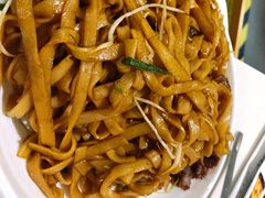 干炒牛河-三头牛·潮汕牛肉生蚝火锅 (夏湾店)