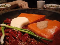 -牛市坎火锅(建设路店)