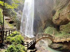 -龙水峡地缝景区
