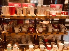 零售区-星巴克臻选(郑州中原万达店)