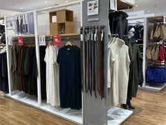 -优衣库(哈尔滨乐松广场店)