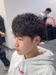 -藤野造型烫染·漂发