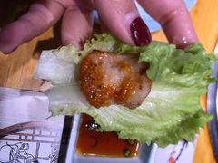 猪颈肉-唯成•韩国炭火烤肉 유성고기