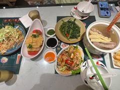 -滕记星发餐室·新加坡菜(巨鹿路店)