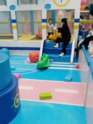 -孩子王童乐园(西安盛龙店)