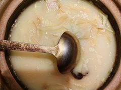 -蜜桃餐厅·伴山(湖滨商业街店)