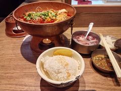 -成都你六姐·牛肉冒菜(上海环宇荟店)