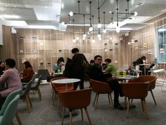 大堂-奈雪的茶(市百一店)