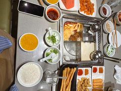 -海底捞火锅(宝龙广场夜宵主题店)