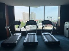 -秦皇国际大酒店健身中心