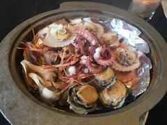 石锅原汁海鲜汇-鲁采LU STYLE(新天地店)