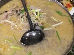 -吴记酱骨炖菜馆(康安路店)