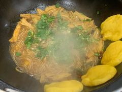 -70後铁锅炖(坡博总店)