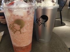 雪山莓莓桂花冻-喜茶(中山利和新地店)