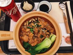 -煲仔皇腊味煲仔饭(经四万达店)