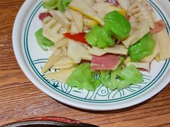 风干肉炒香笋-云海肴·汽锅鸡·云南菜(美罗城店)
