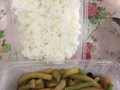 -香巴拉云南餐厅(华莱坞店)