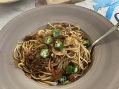 -Rabbit Cafe私房西餐甜点咖啡(栖霞路店)