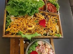 -老渔家·白族·石板烧·野生菌火锅(古城中心店)
