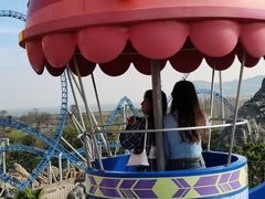 -七彩云南欢乐世界