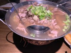-肖四女乐山跷脚牛肉(南汇大学城生活广场店)