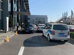 -天津波士信达奔驰4S店(卫津南路店)