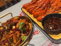 -肥肥虾庄·金牌油焖大虾(杨园滨江时代walk店)