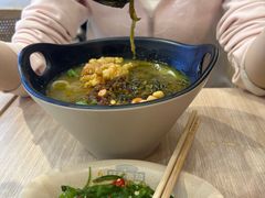 -桂在香知桂林米粉(红博中央公园店)