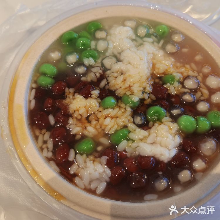 成都的钟水饺，甜水面，酒酿冰豆花真不浪得虚名