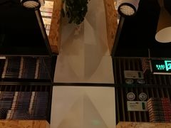 -新华里咖啡书吧(新华书店小寨店)